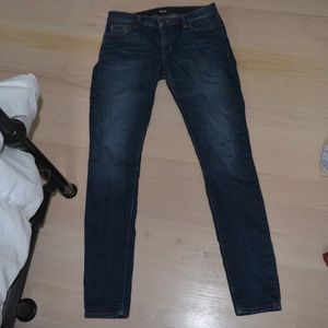 Hudson Skinny Jean with Left Knee Slit